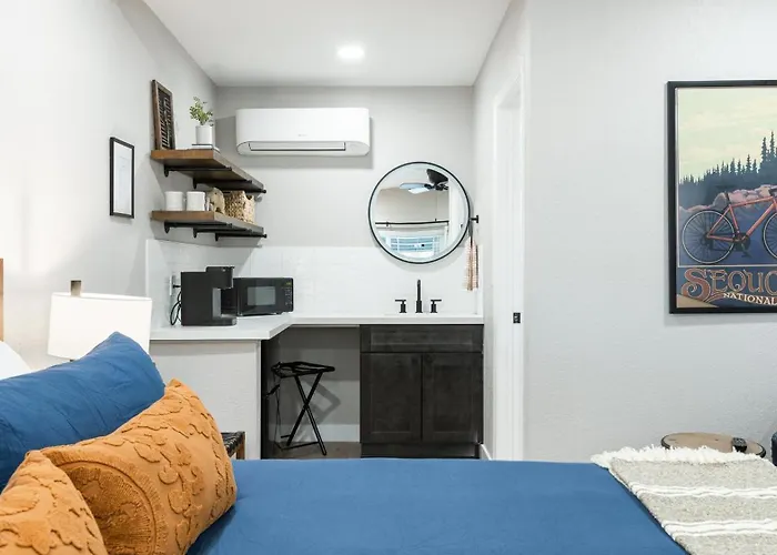 The Moro | Sequoia Motel Rm3